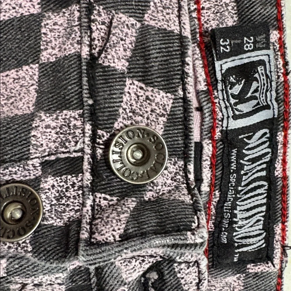 Social Collision Pink and Gray Checkered Skinny Jeans - Picture 4 of 4